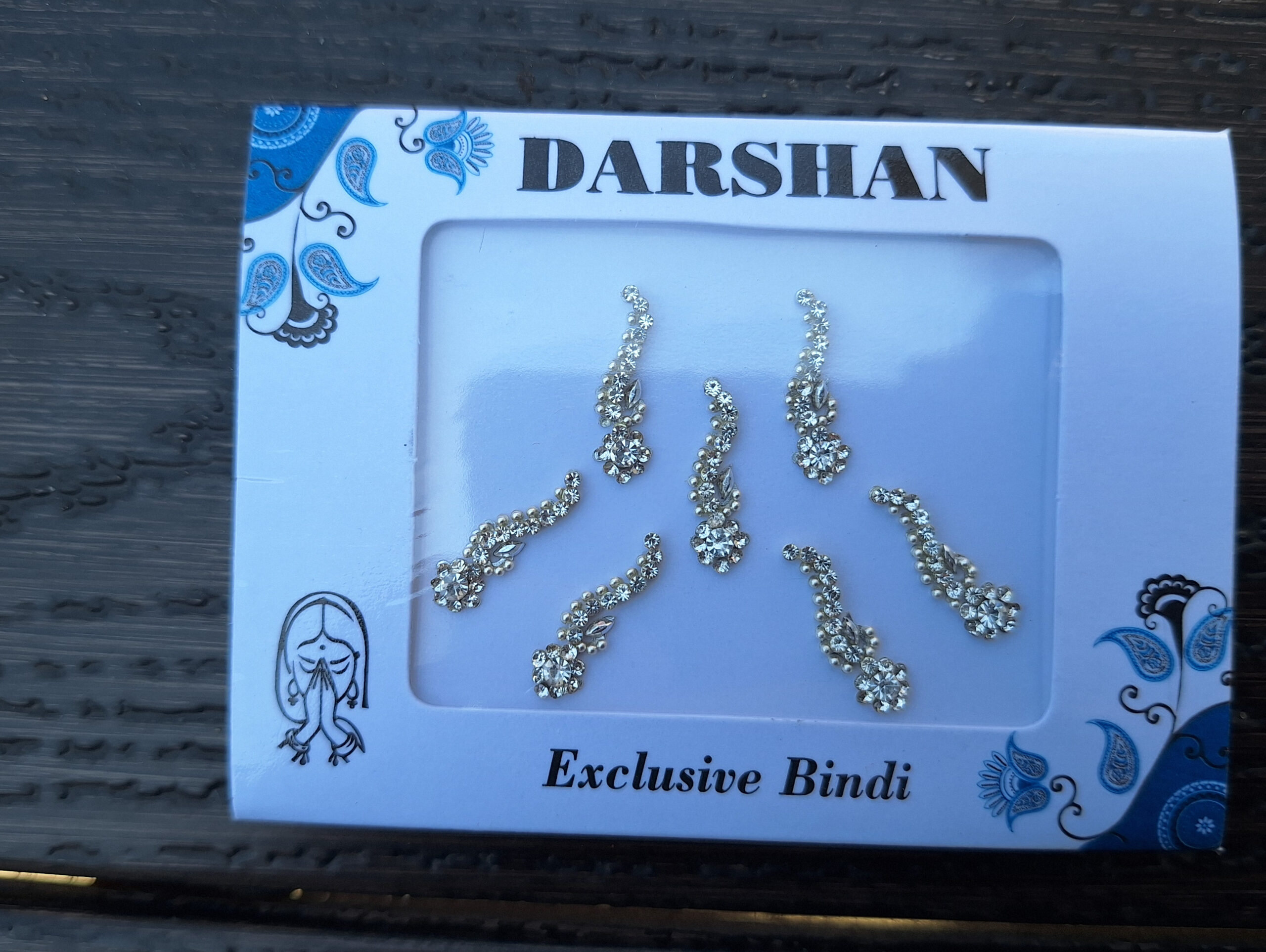 Bollywood Bridal Wedding Bindi Tattoo for Women #9
